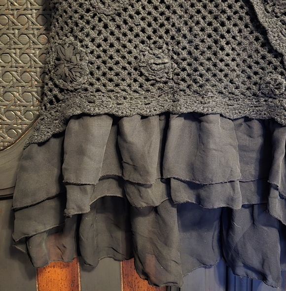 Bandolino Crochet Knit Ruffle Hem Maxi Skirt - L - Picture 9 of 10